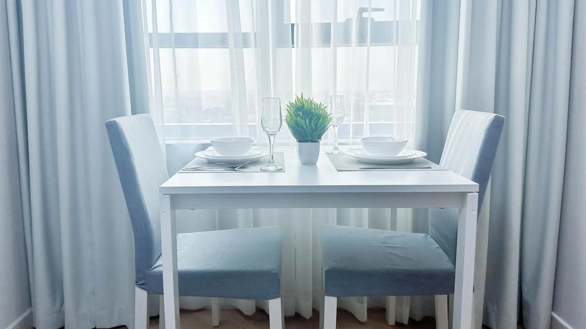 Elegant Living In Capital Bay Apartment Dubai